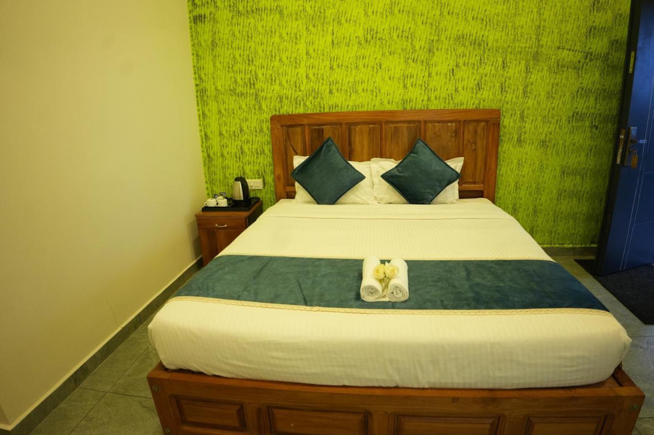 Vaga Mist Resort Vagamon Идукки Экстерьер фото