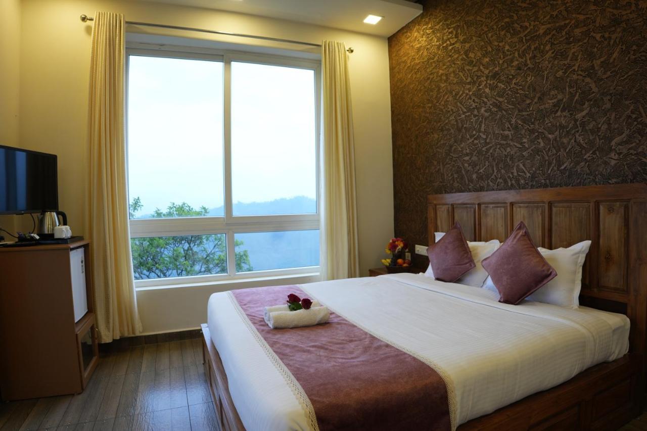 Vaga Mist Resort Vagamon Идукки Экстерьер фото