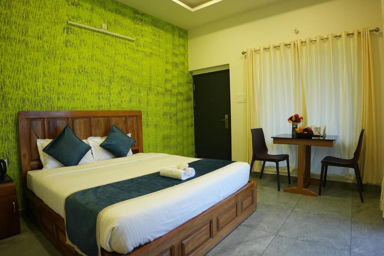 Vaga Mist Resort Vagamon Идукки Экстерьер фото
